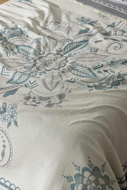 Amber 4 Katlı Jumbo Jakarlı Pano Desen Müslin Pike / Yatak Örtüsü %100 Pamuk