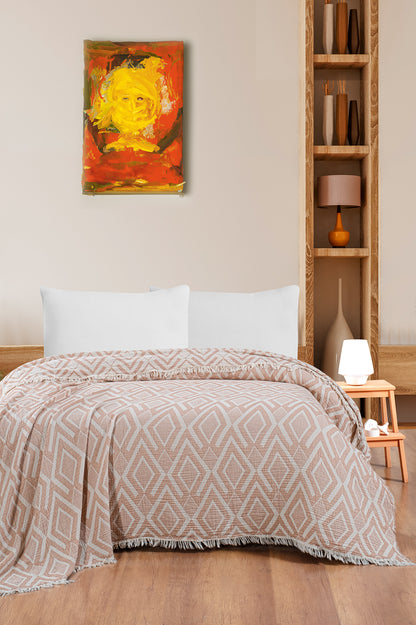 Crea 3 Katlı Jakarlı Müslin Pike / Yatak Örtüsü %100 Pamuk