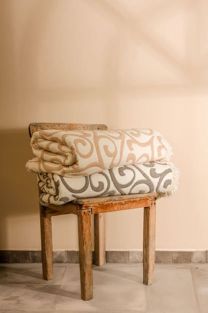 Divan 5 Katlı Dolgulu Müslin Çift Kişilik Yorgan / Yatak Örtüsü (220x240 cm) %100 Pamuk