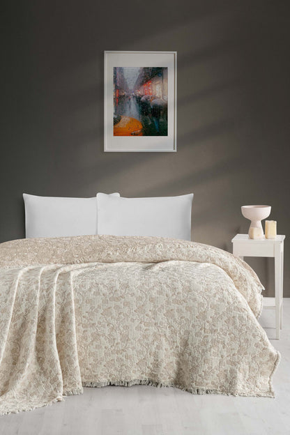 Sultans 5 Katlı Dolgulu Müslin Çift Kişilik Yorgan / Yatak Örtüsü (220x240 cm) %100 Pamuk