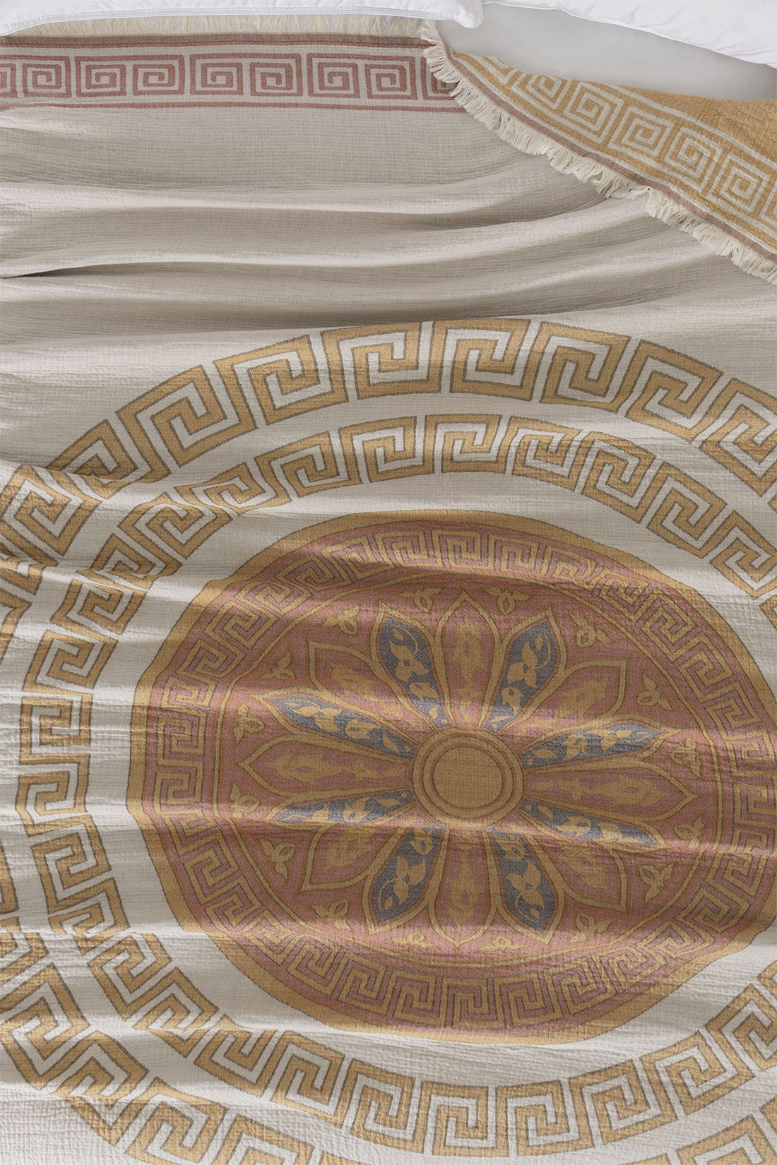 Helios 4 Katlı Jumbo Jakarlı Pano Desen Müslin Pike / Yatak Örtüsü %100 Pamuk