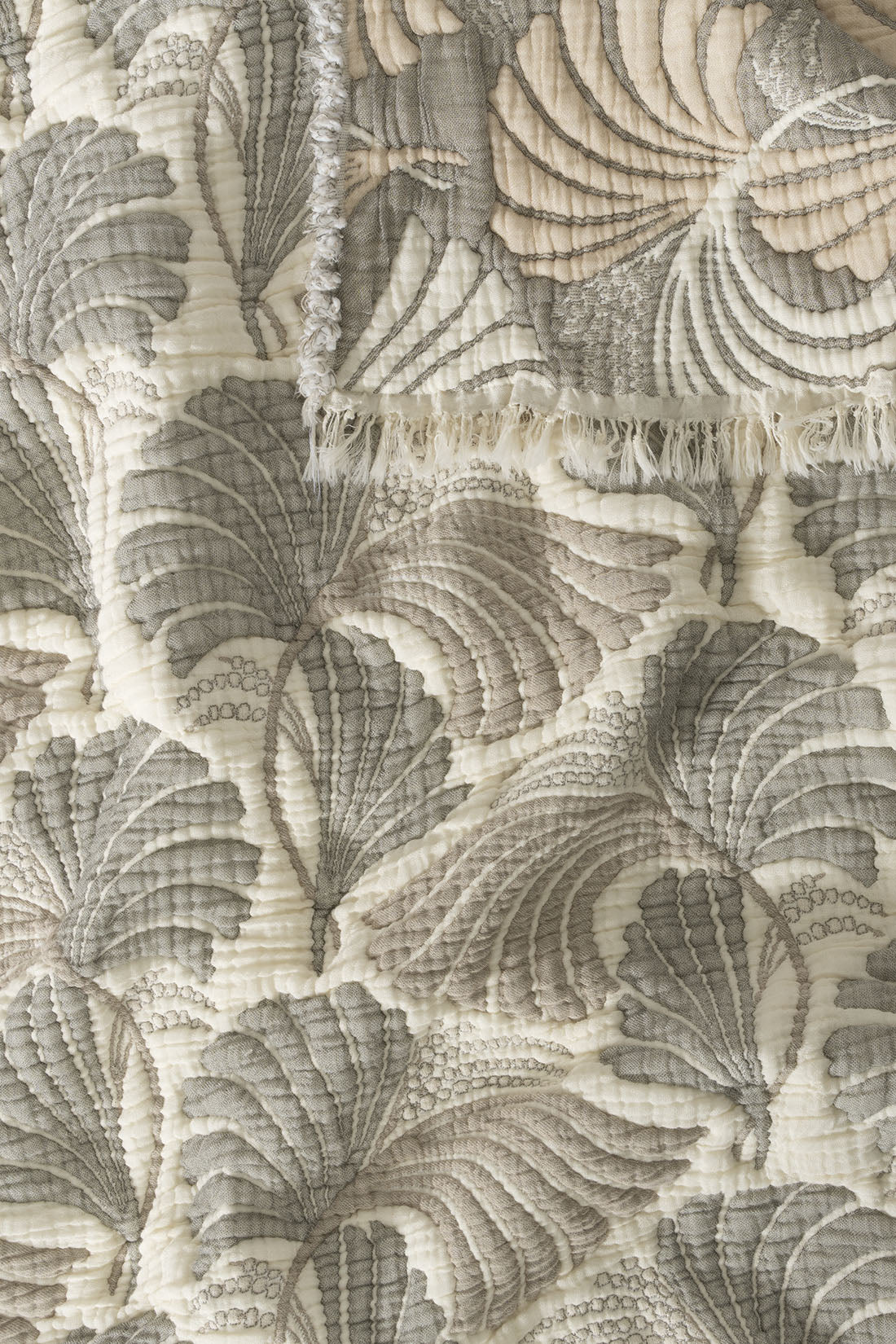 Velora 5-Layer Filled Muslin Double Bed Quilt / Bed Cover (220x240 cm) 100% Cotton